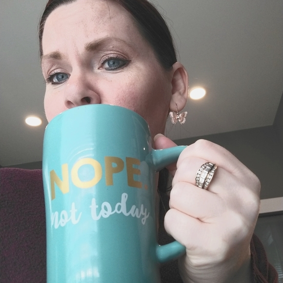 Meet your Posher, Jennifer - Picture 6 of 16